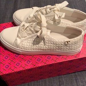 Tory Burch  leather sneaker